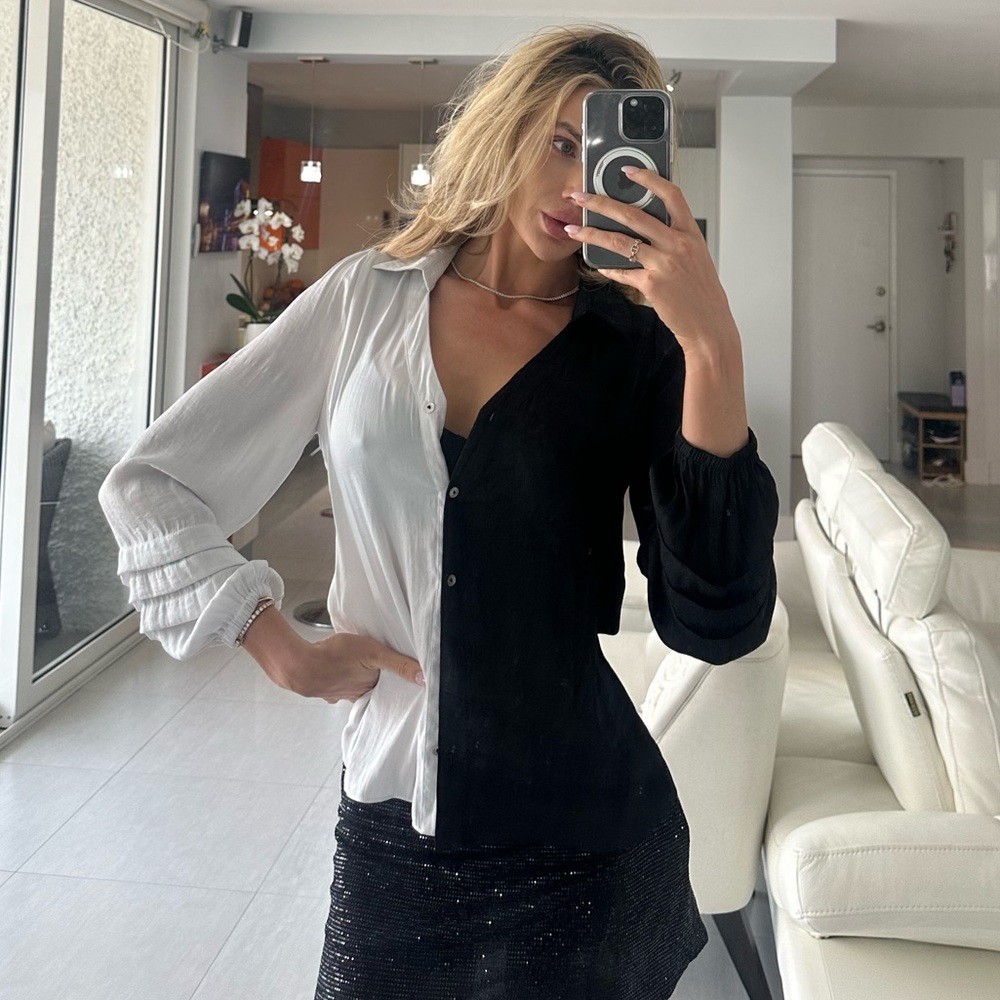 Naked Zebra top 🖤
